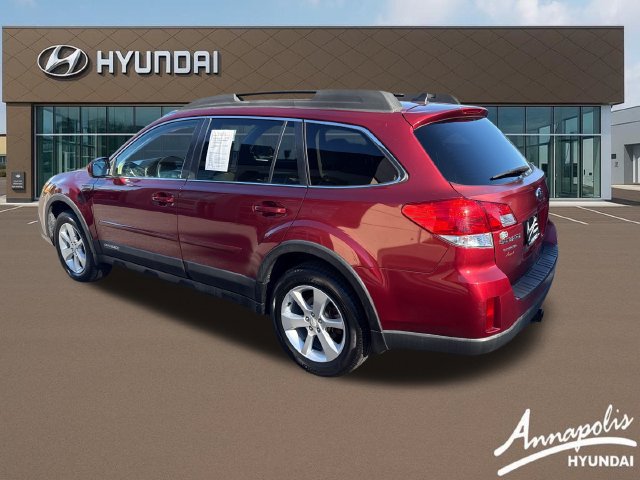 Used 2014 Subaru Outback 2.5i Premium w/ Moonroof Package AWD/4WD image 3