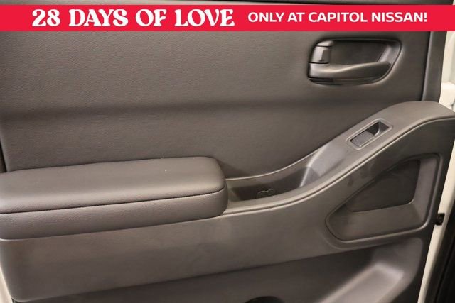 New 2025 Nissan Frontier S image 24