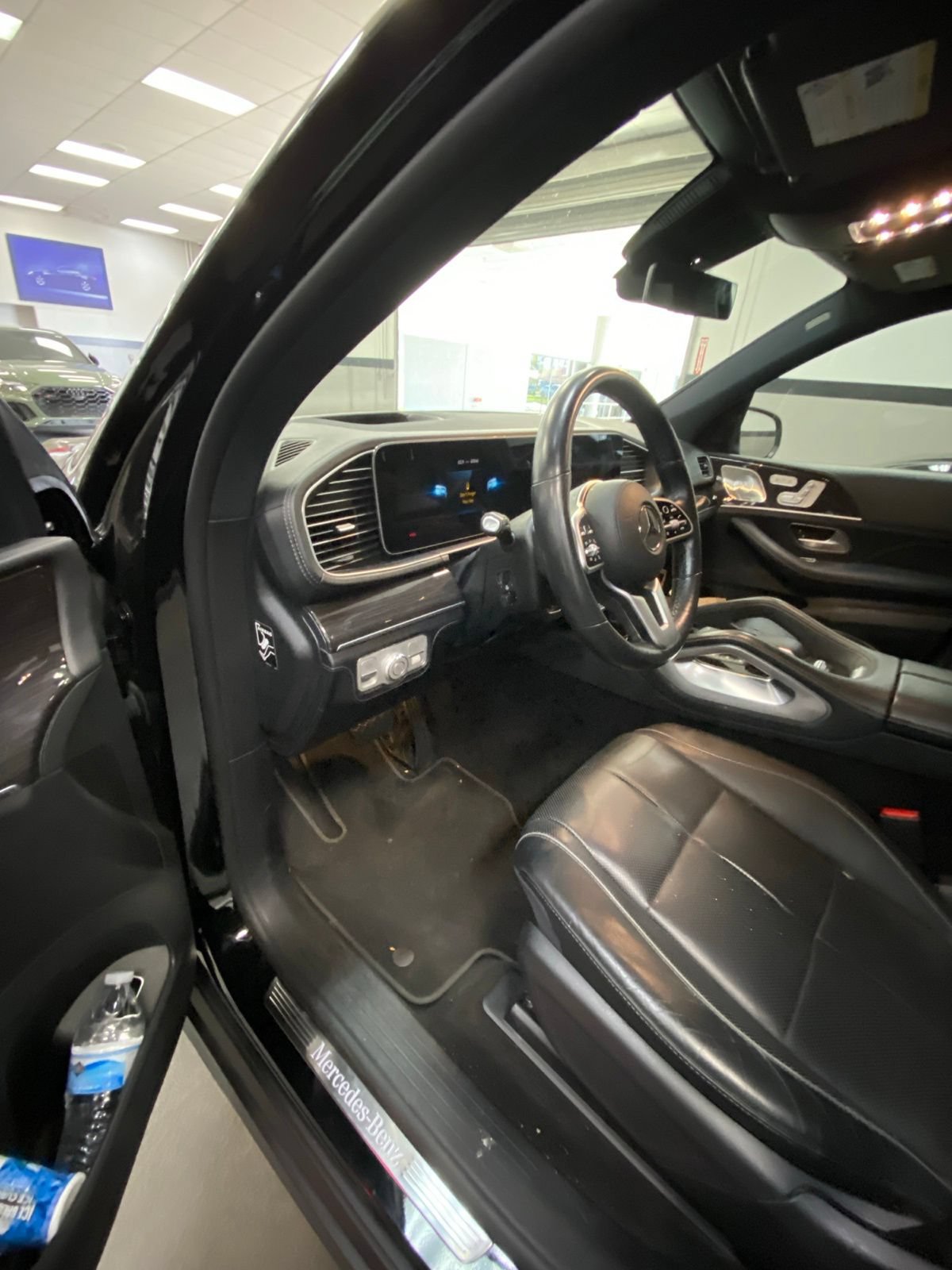 Used 2022 Mercedes-Benz GLS 450 4MATIC image 8