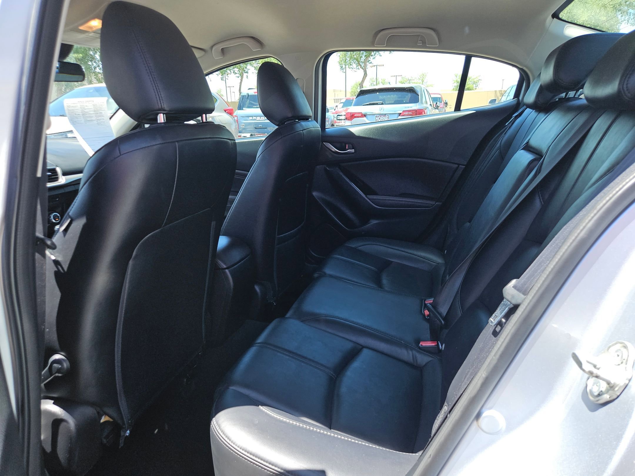 Used 2018 MAZDA MAZDA3 Touring FWD image 22