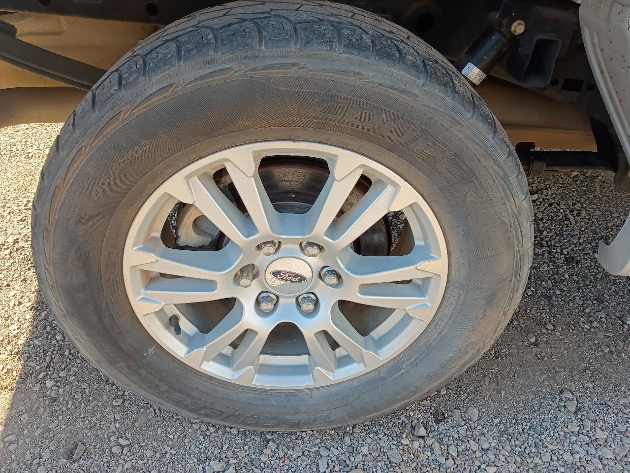 Used 2015 Ford F150 Lariat RWD image 28