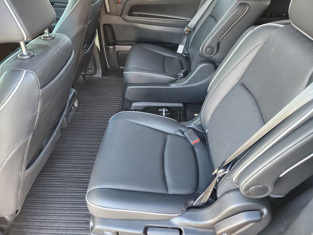 Used 2023 Honda Odyssey Elite image 11