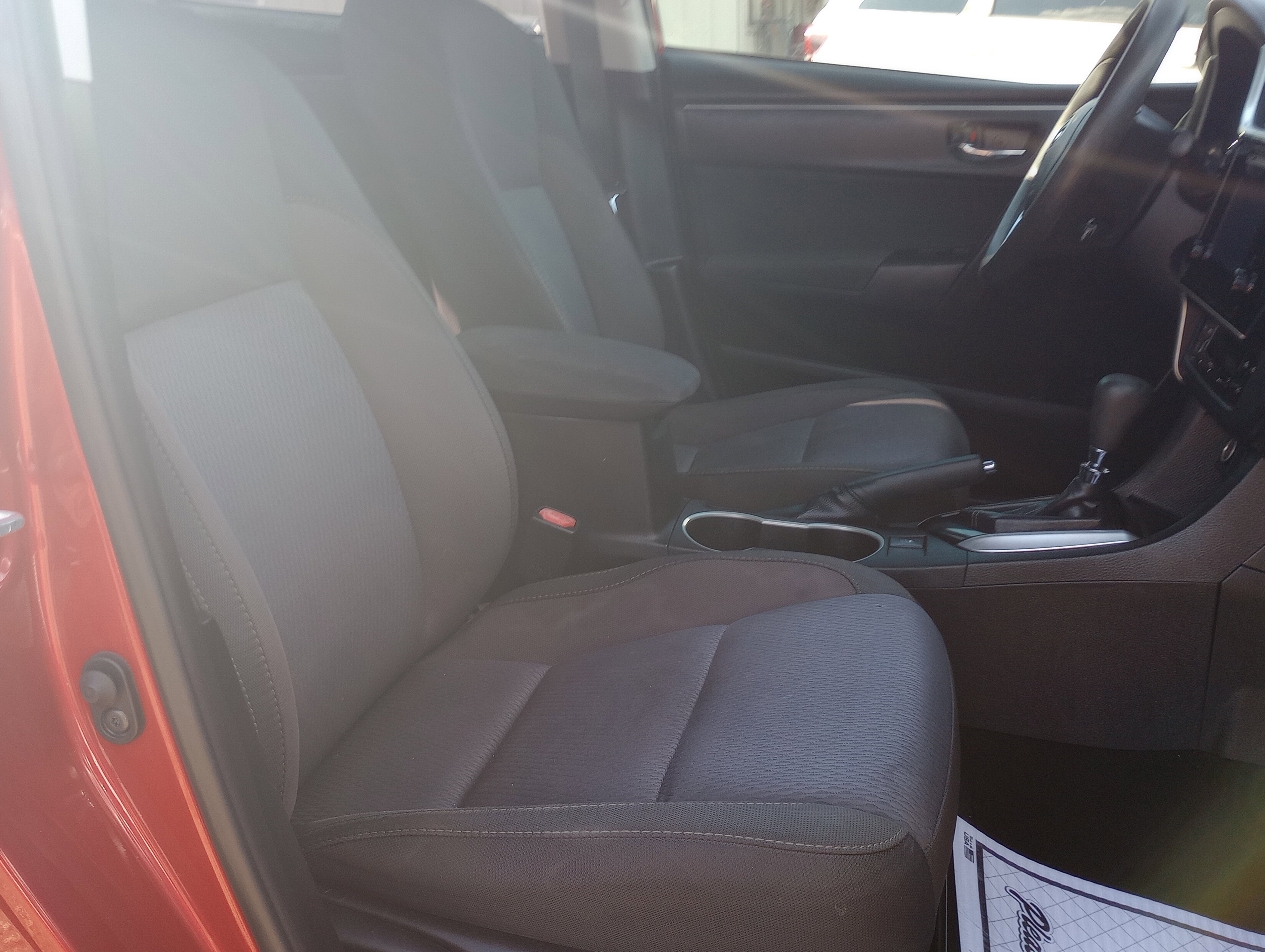 Used 2017 Toyota Corolla LE image 13