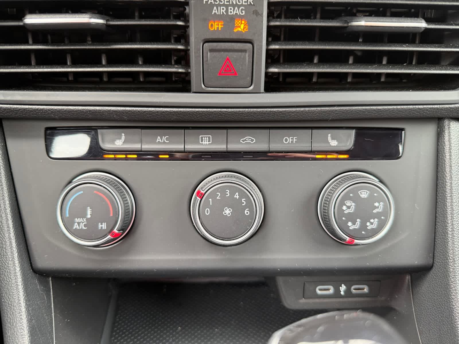 Used 2024 Volkswagen Jetta Sport FWD image 17