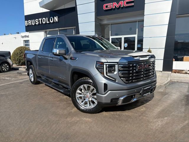 Used 2024 GMC Sierra 1500 Denali w/ Technology Package image 2