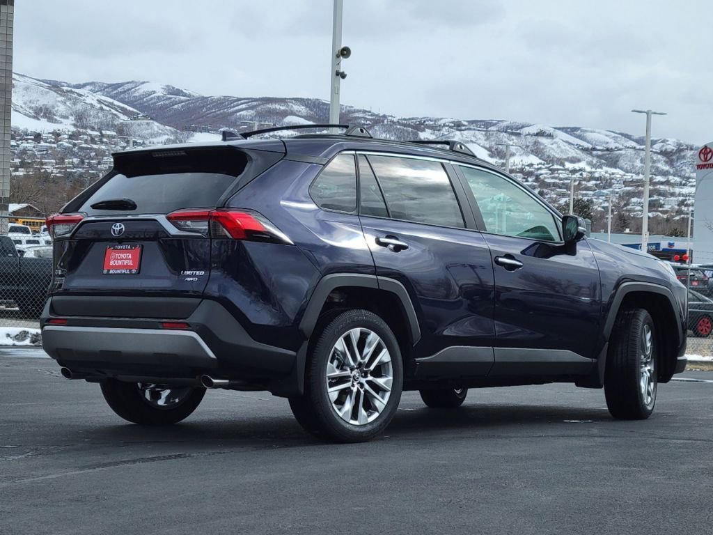 Used 2023 Toyota RAV4 Limited image 22