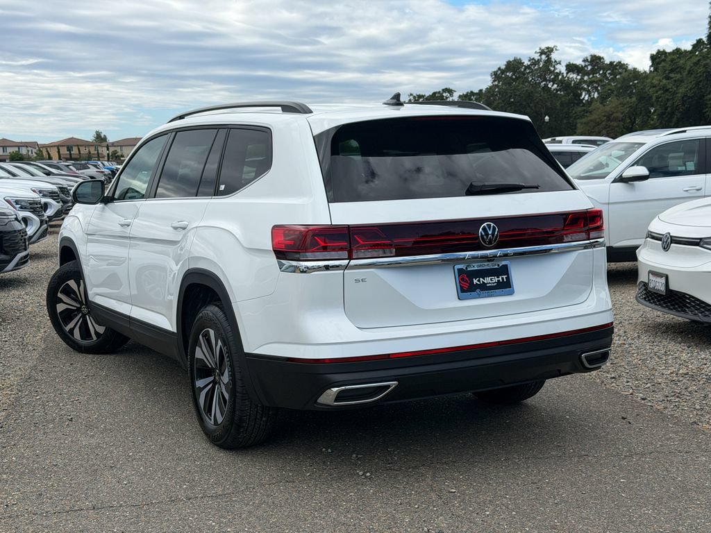 New 2026 Volkswagen Atlas SE FWD image 9