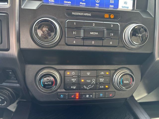 Used 2020 Ford F350 Limited AWD/4WD image 30