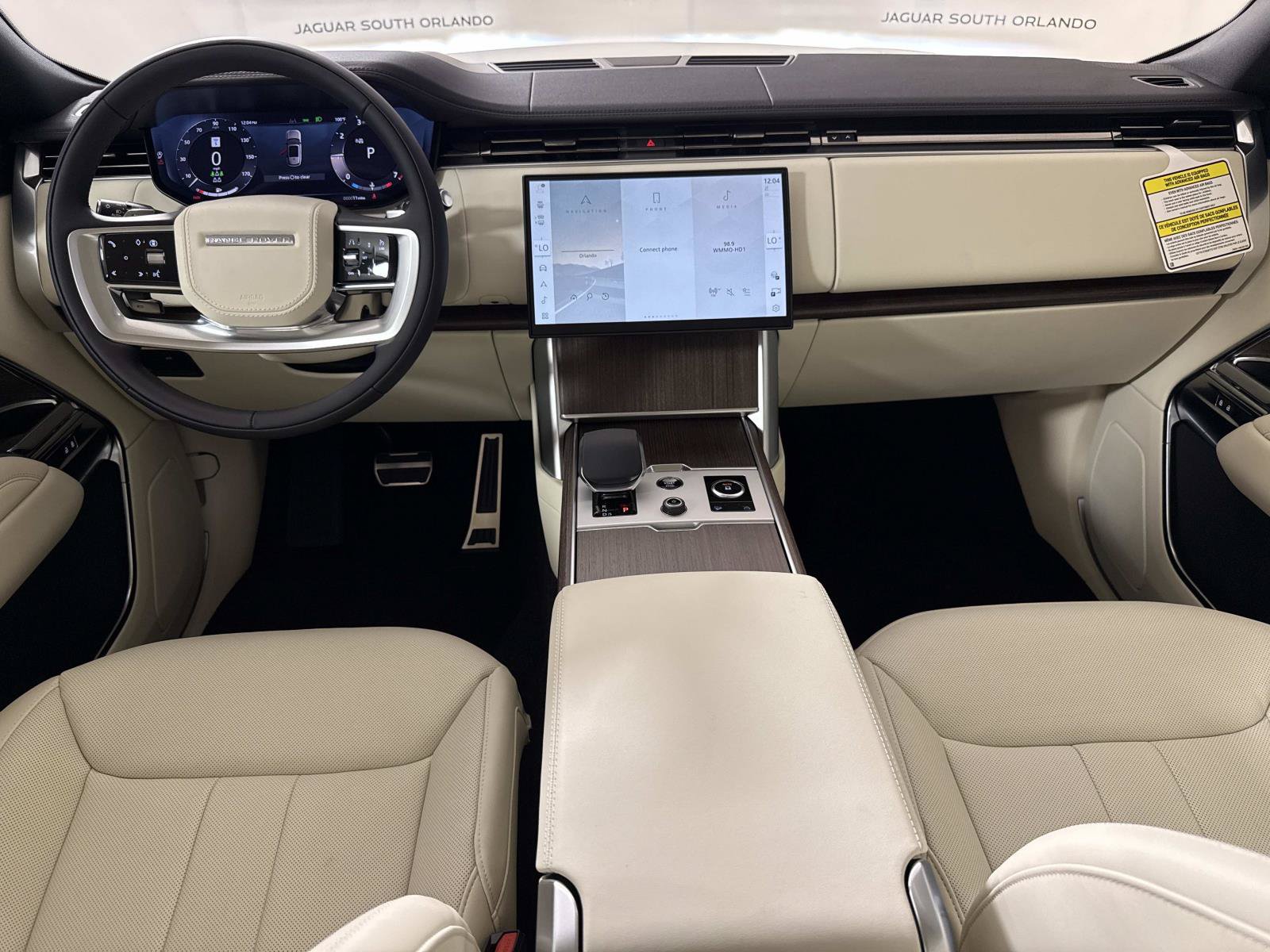 New 2027 Land Rover Range Rover Long Wheelbase SE AWD/4WD image 16