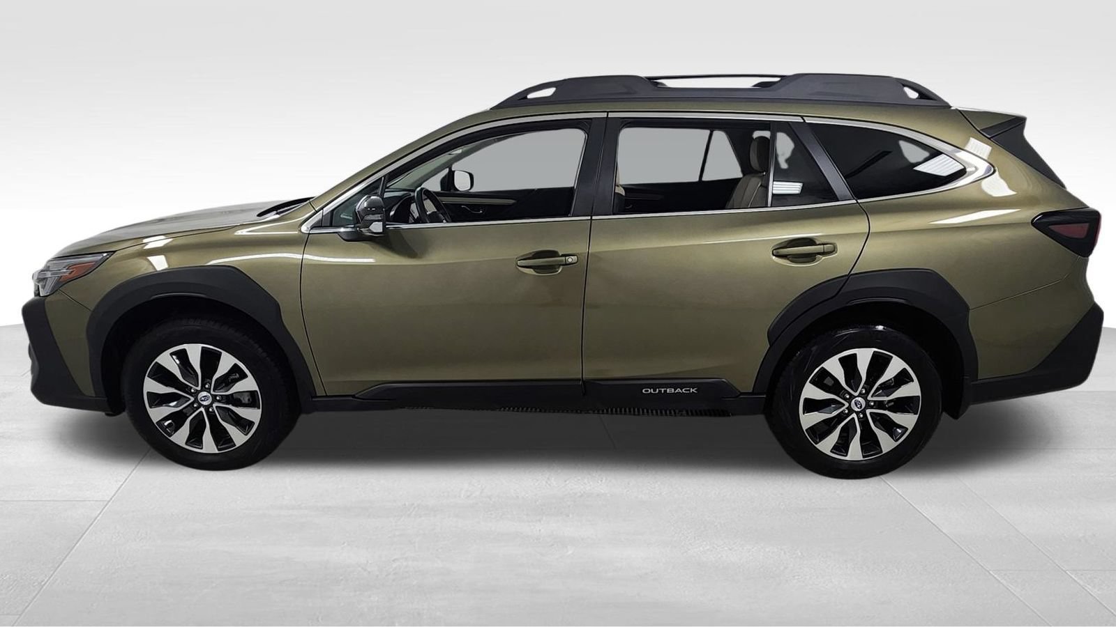 Certified 2024 Subaru Outback Limited AWD/4WD image 7