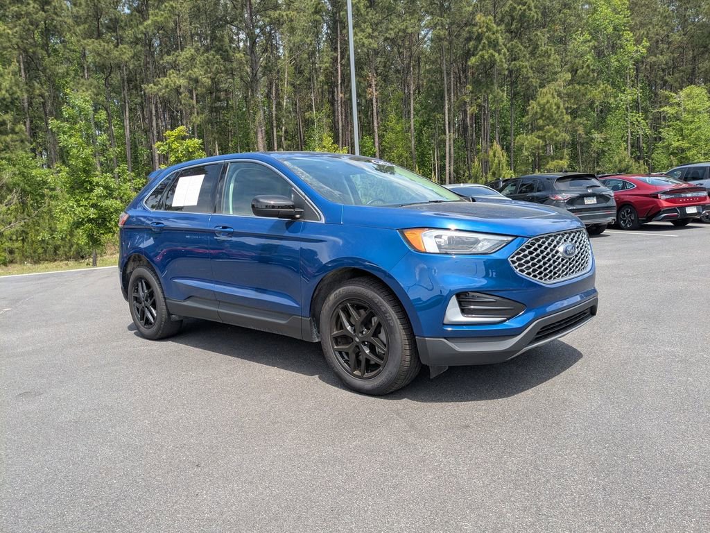 Used 2023 Ford Edge SEL AWD/4WD image 16