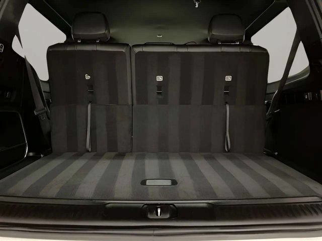 Used 2024 Jeep Wagoneer Series II w/ Flexible Seating Group RWD image 78