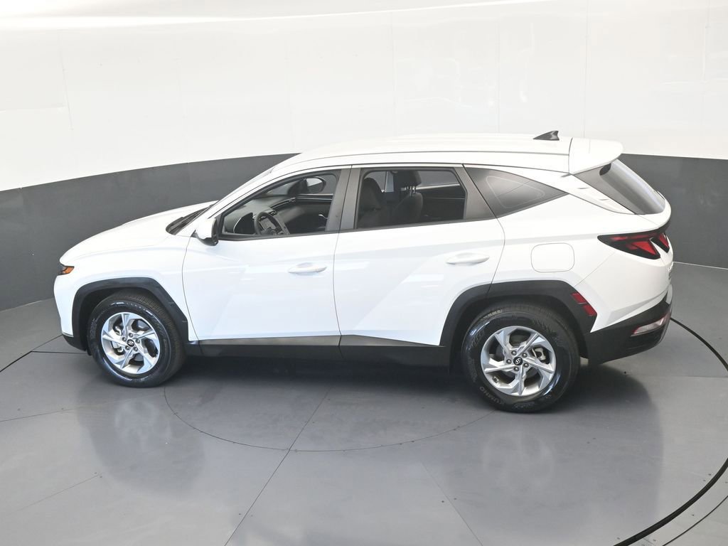 Used 2023 Hyundai Tucson SE image 40