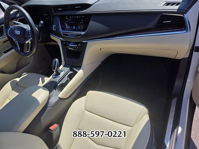 Used 2018 Cadillac XT5 Luxury w/ Driver Awareness Package FWD image 20