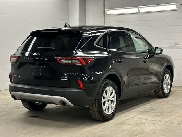 Used 2025 Ford Escape Active AWD/4WD image 31