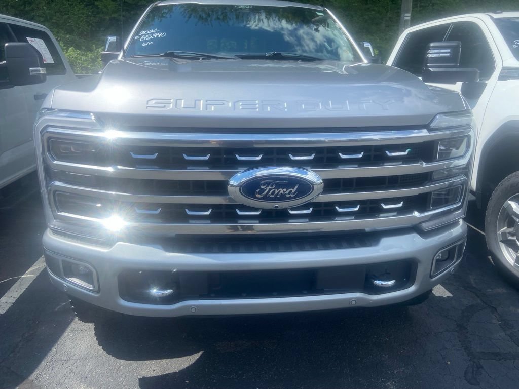 Used 2024 Ford F250 Platinum w/ Tremor Off-Road Package AWD/4WD image 10