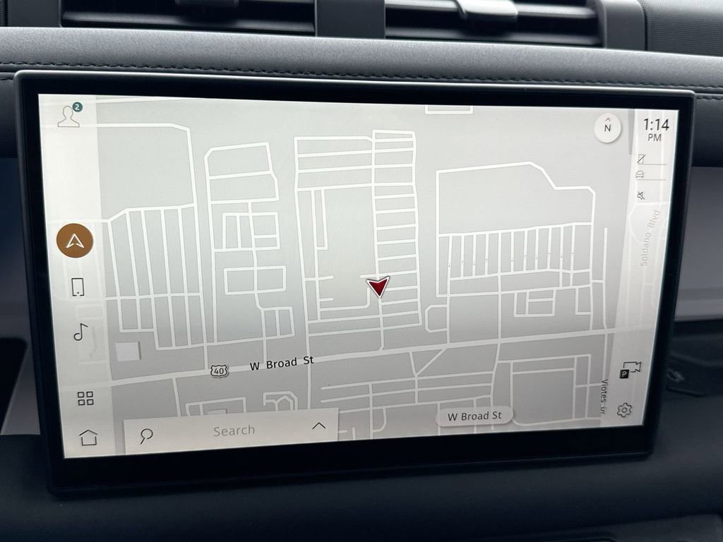 Used 2025 Land Rover Defender 110 S image 18