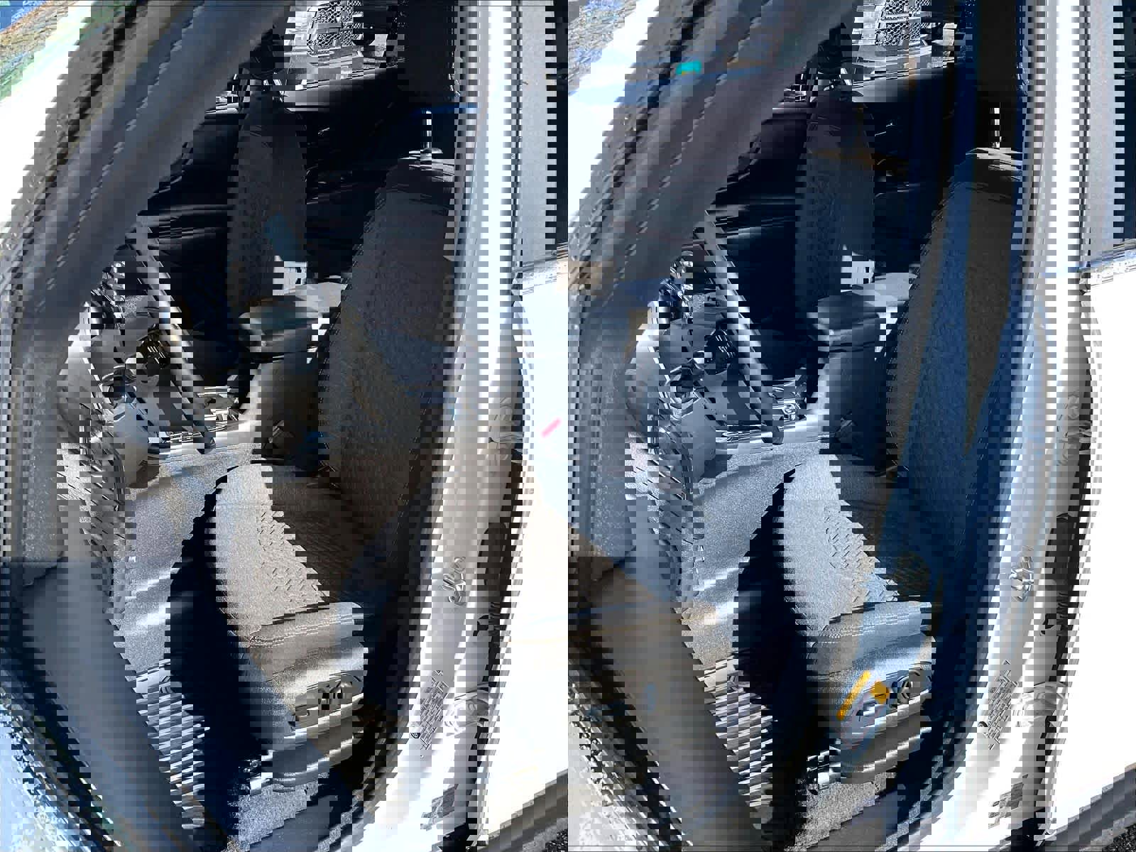 Used 2024 Chevrolet Equinox LT image 10