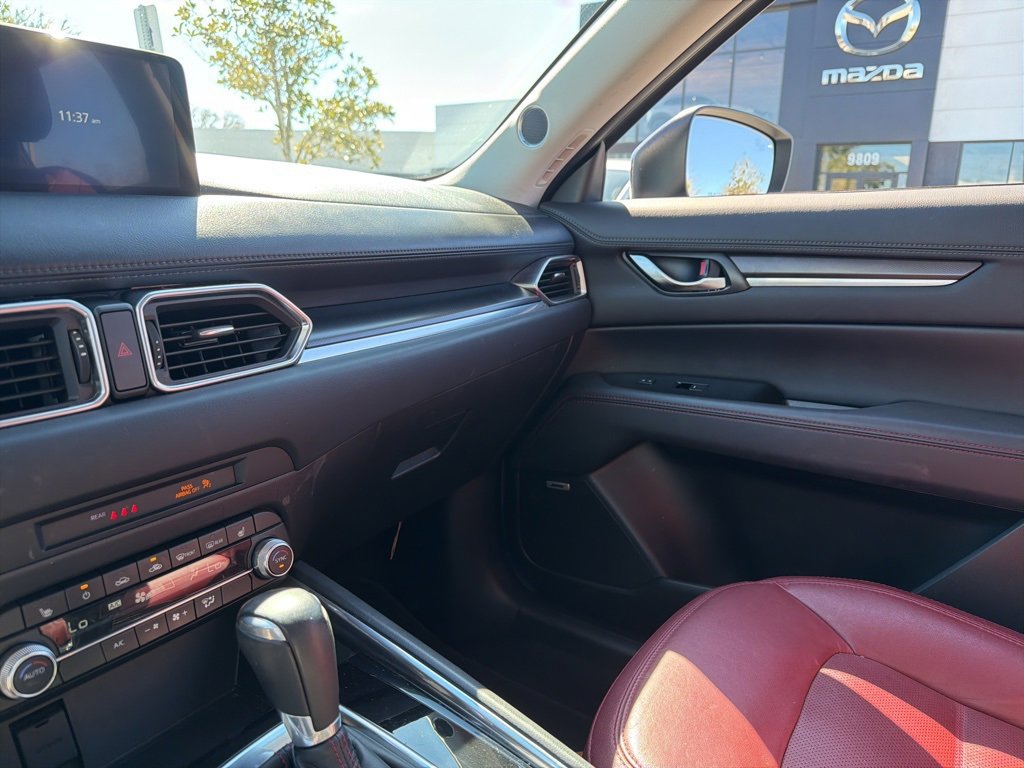 Used 2021 MAZDA CX-5 Carbon Edition image 26