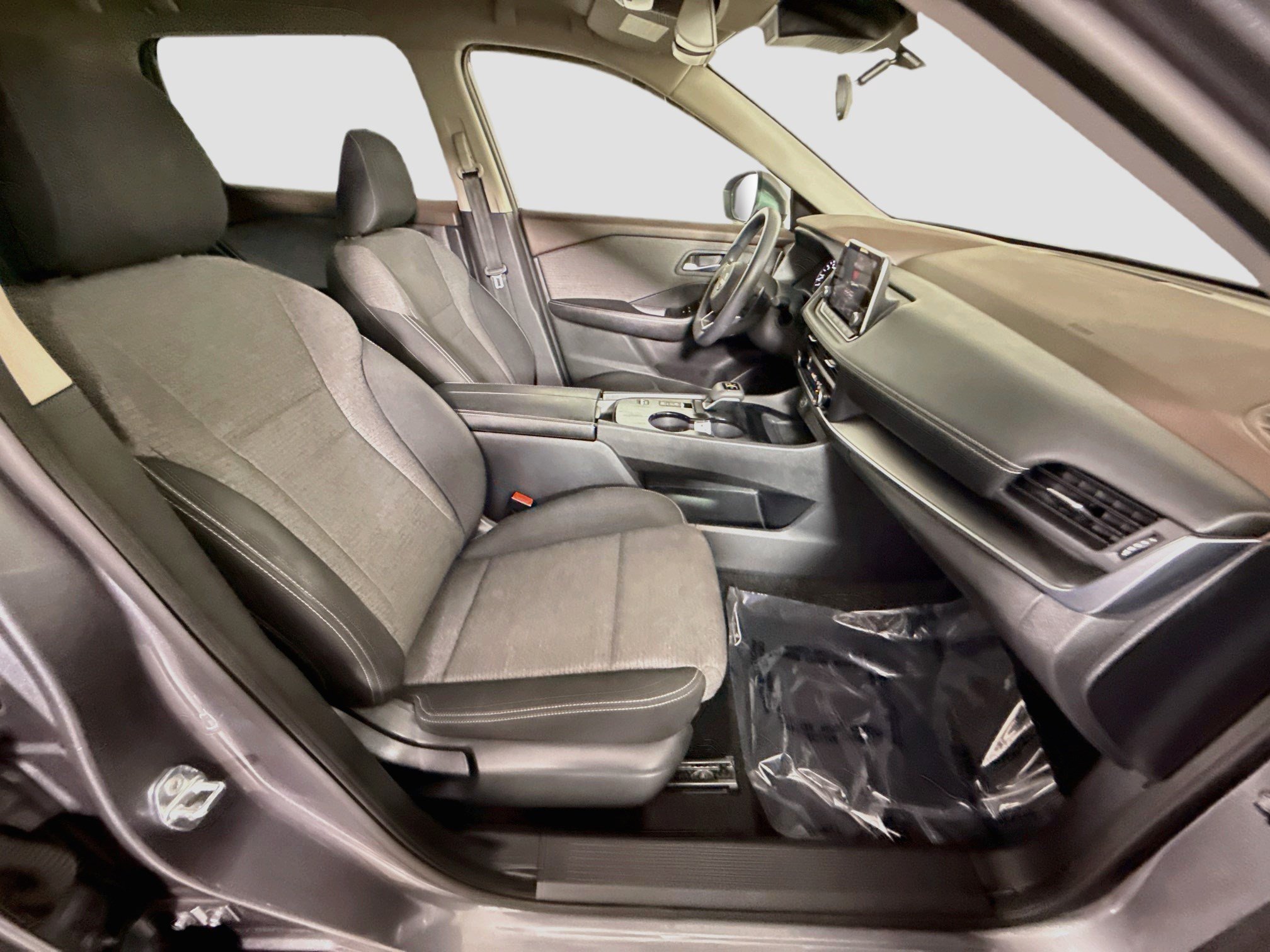 Used 2023 Nissan Rogue SV FWD image 29