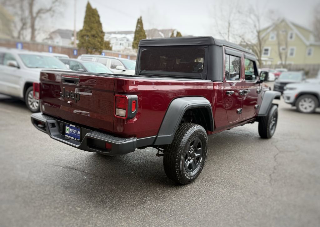 Used 2022 Jeep Gladiator Sport image 8
