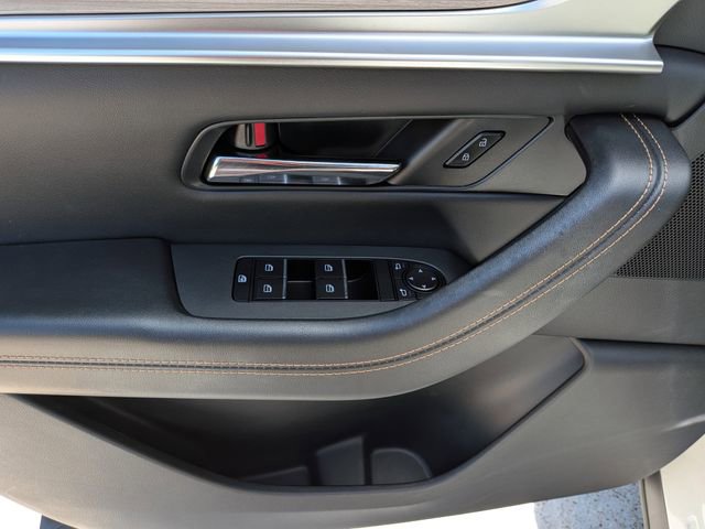 Certified 2024 MAZDA CX-90 Plug-In Hybrid w/ Premium Pkg image 11