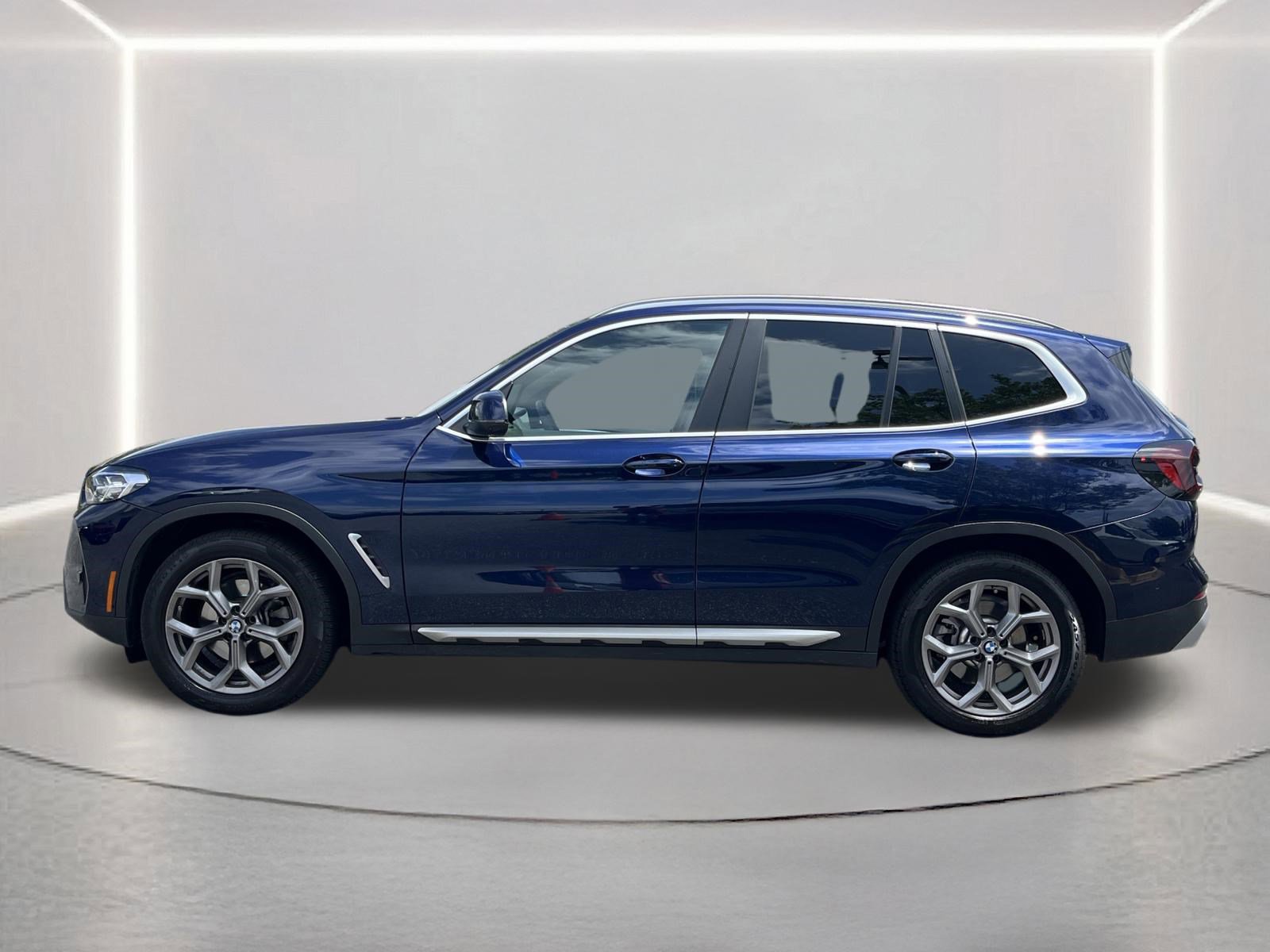 Used 2024 BMW X3 sDrive30i w/ Premium Package RWD image 27