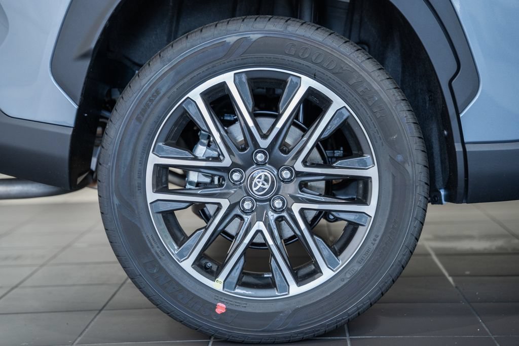 New 2026 Toyota Corolla Cross XLE AWD/4WD image 18