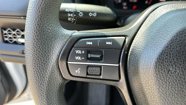 Used 2025 Honda Accord SE image 13