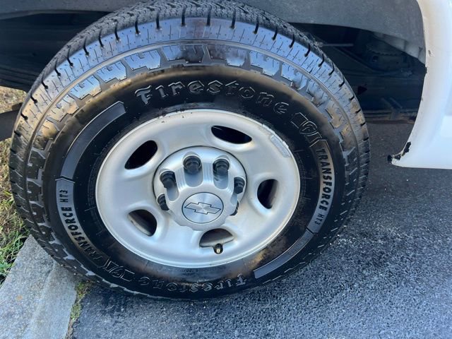 Used 2019 Chevrolet Express 2500 Extended w/ Driver Convenience Package image 27