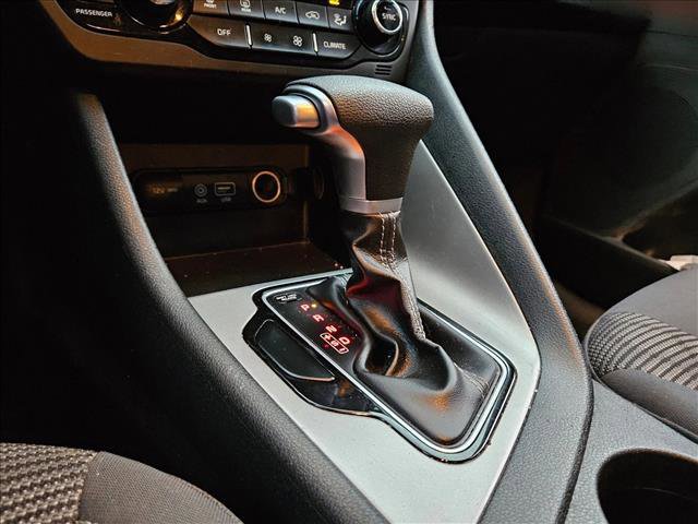 Used 2018 Kia Niro LX image 11