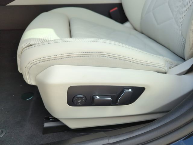 New 2026 BMW 530i w/ Premium Package image 20