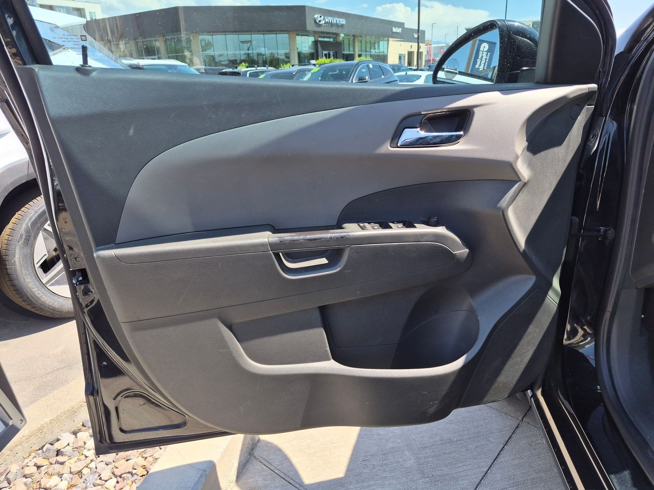 Used 2013 Chevrolet Sonic LT FWD image 14