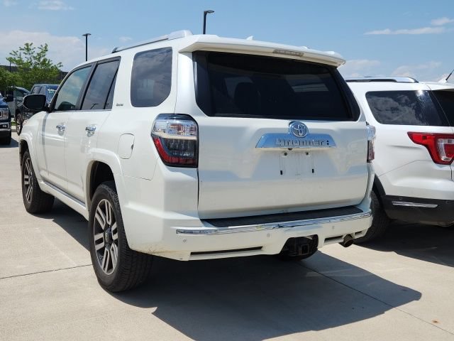 Used 2018 Toyota 4Runner Limited AWD/4WD image 2