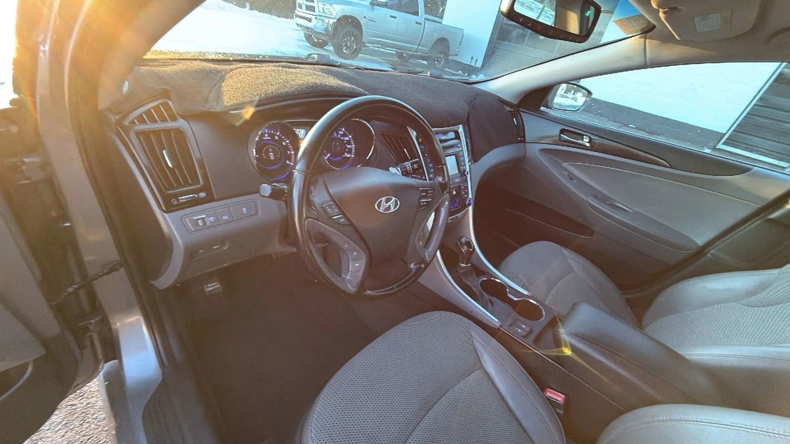 Used 2014 Hyundai Sonata SE image 21