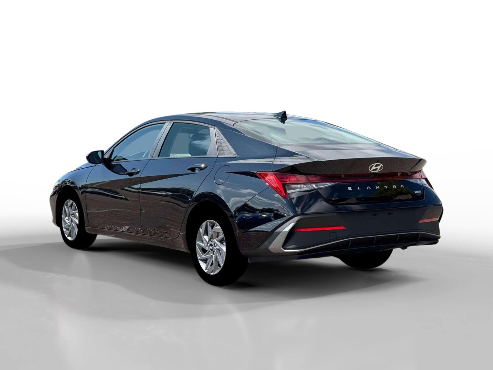 New 2026 Hyundai Elantra Hybrid FWD image 5