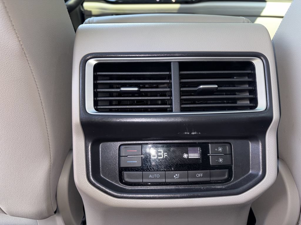Certified 2026 Volkswagen Atlas SE w/ Panoramic Sunroof Package FWD image 32