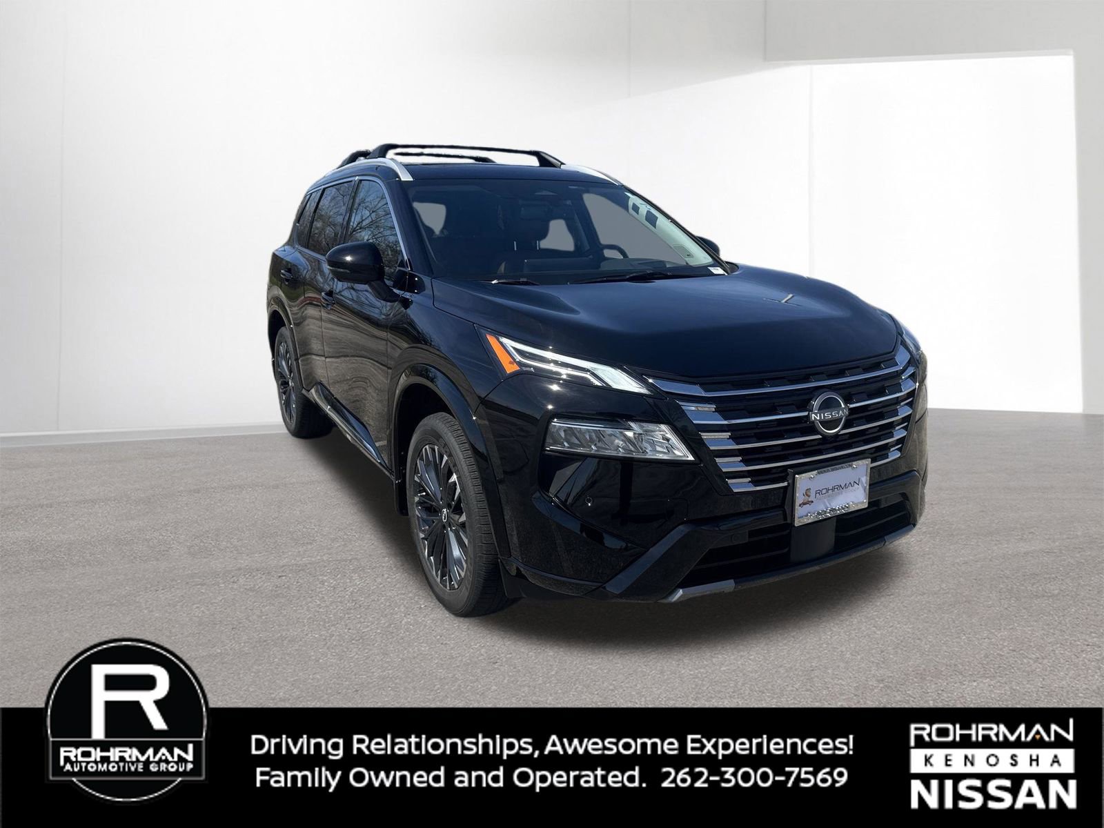 Used 2025 Nissan Rogue Platinum w/ Platinum Premium Package AWD/4WD image 3