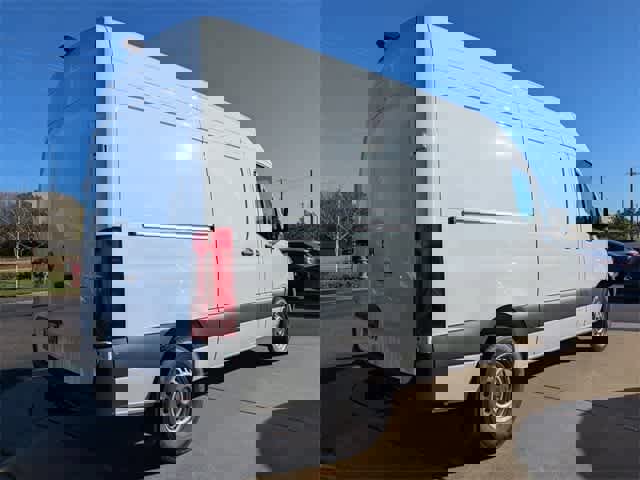 Used 2025 Mercedes-Benz Sprinter 2500 image 9