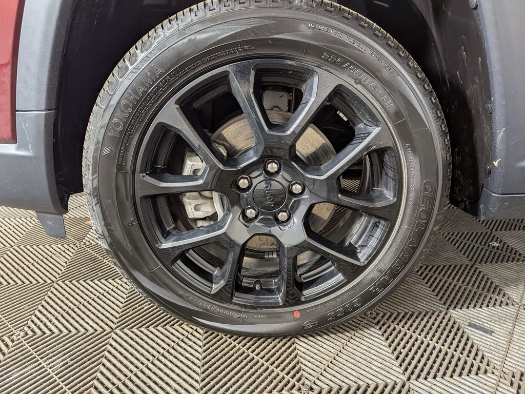 Certified 2022 Jeep Compass Altitude w/ Convenience Group image 30