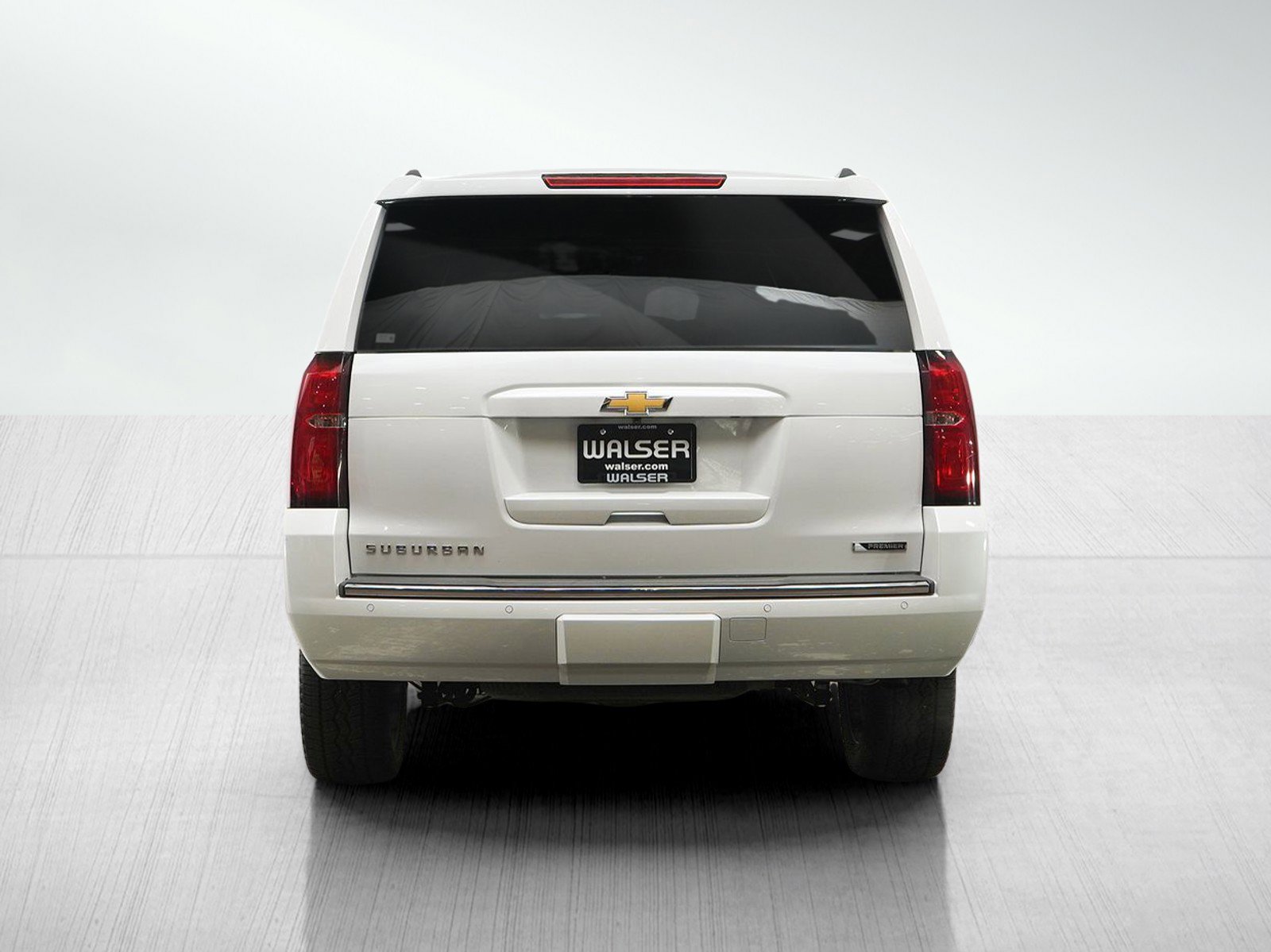 Used 2018 Chevrolet Suburban Premier AWD/4WD image 5