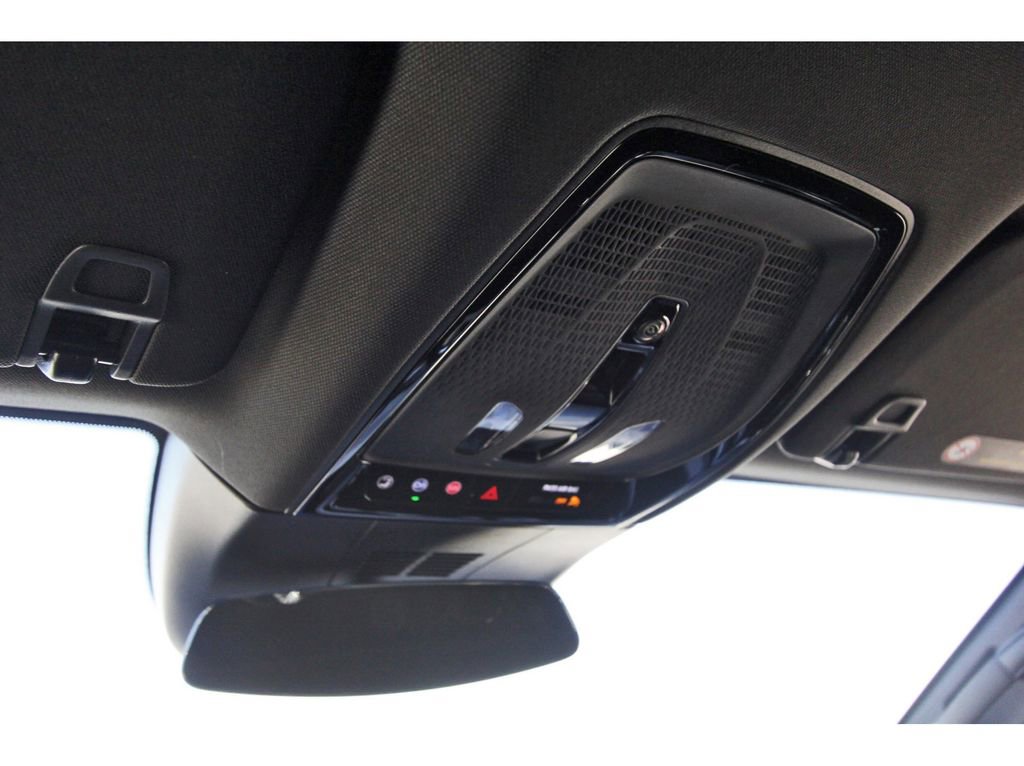 New 2026 Cadillac Lyriq Sport image 21