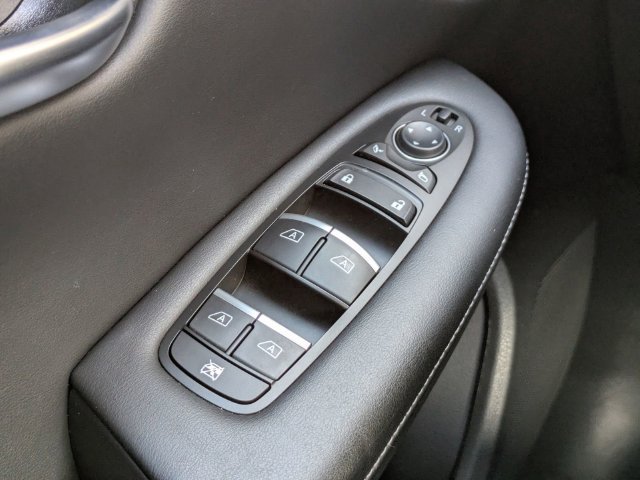 Used 2024 INFINITI QX50 Sport FWD image 28