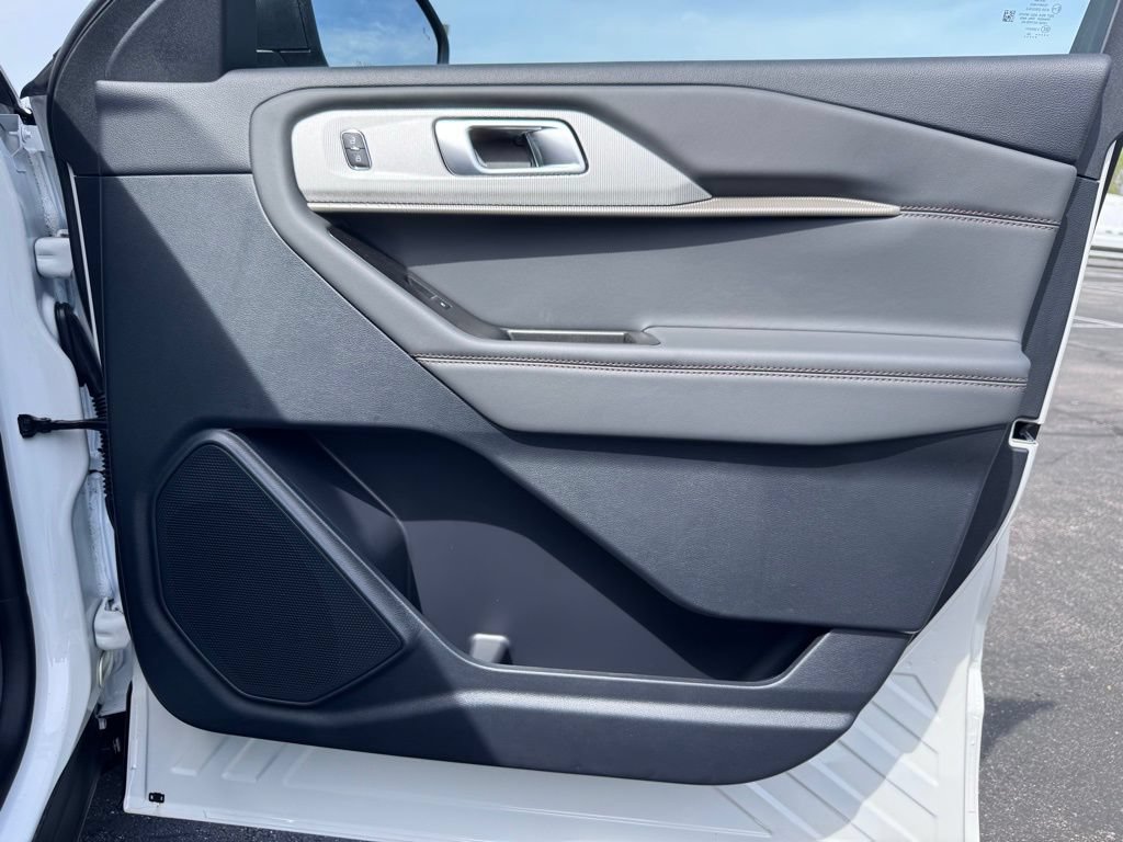 New 2026 Ford Explorer Active AWD/4WD image 22