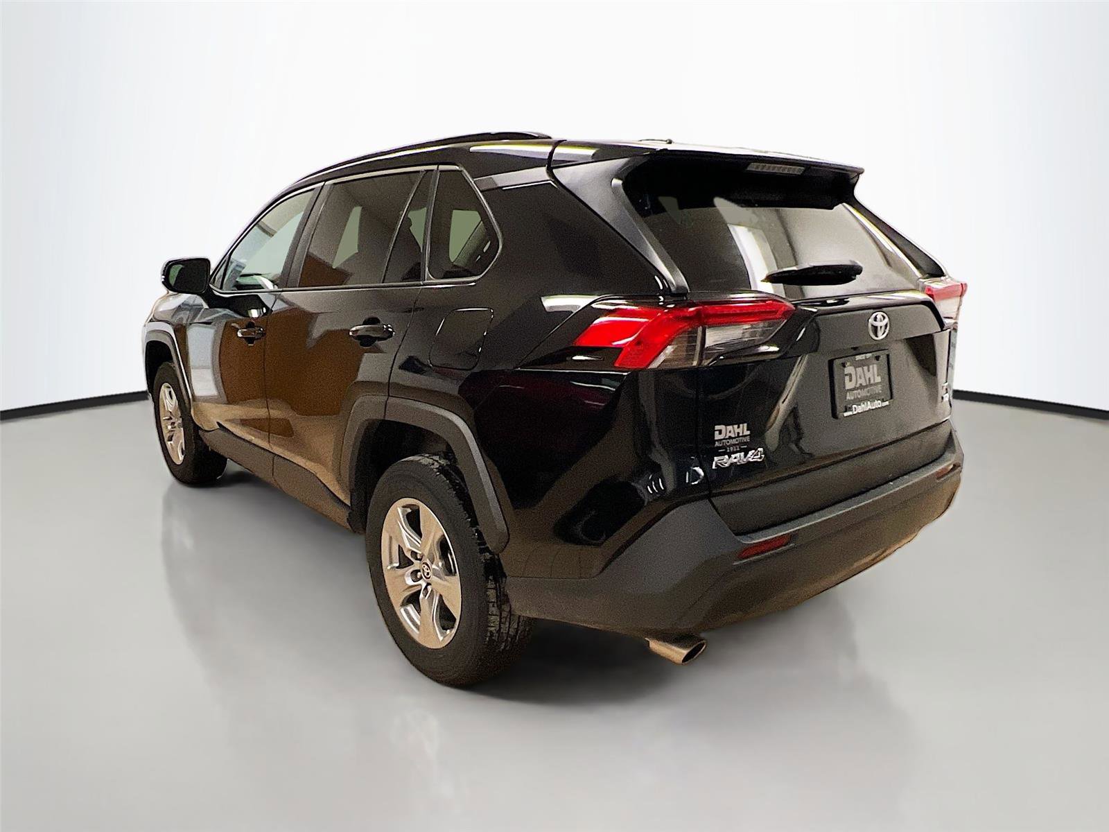 Used 2023 Toyota RAV4 XLE image 36
