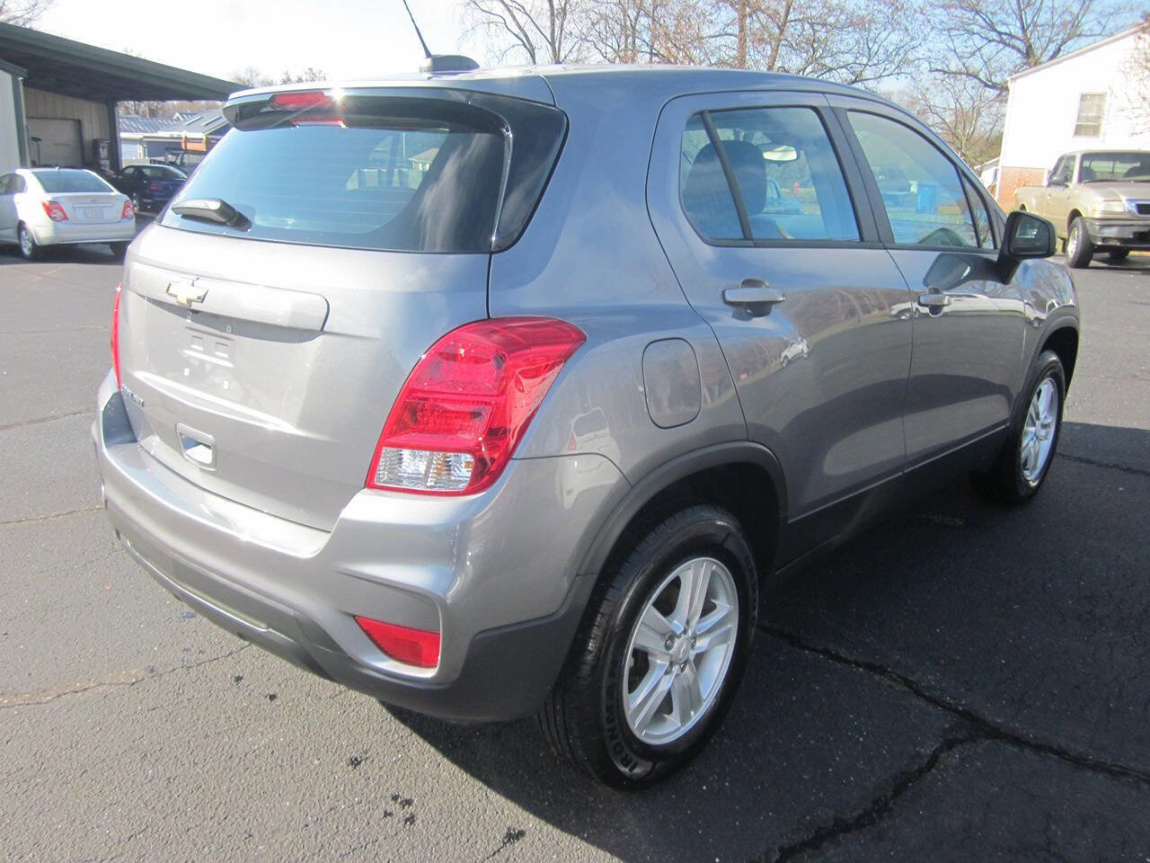 Used 2020 Chevrolet Trax LS image 6