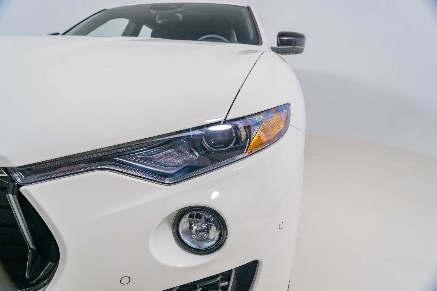 Used 2024 Maserati Levante GT Ultima AWD/4WD image 38