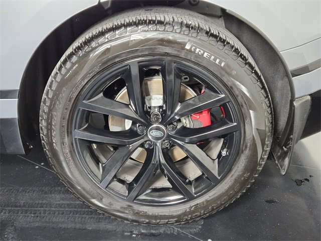 Used 2025 Land Rover Range Rover Velar Dynamic SE image 11