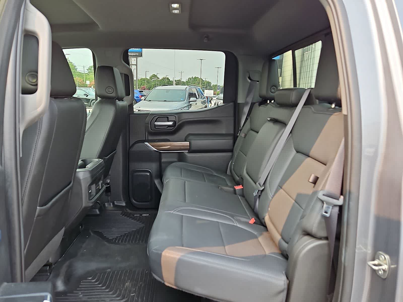 Used 2021 Chevrolet Silverado 1500 LT Trail Boss w/ Convenience Package II AWD/4WD image 30