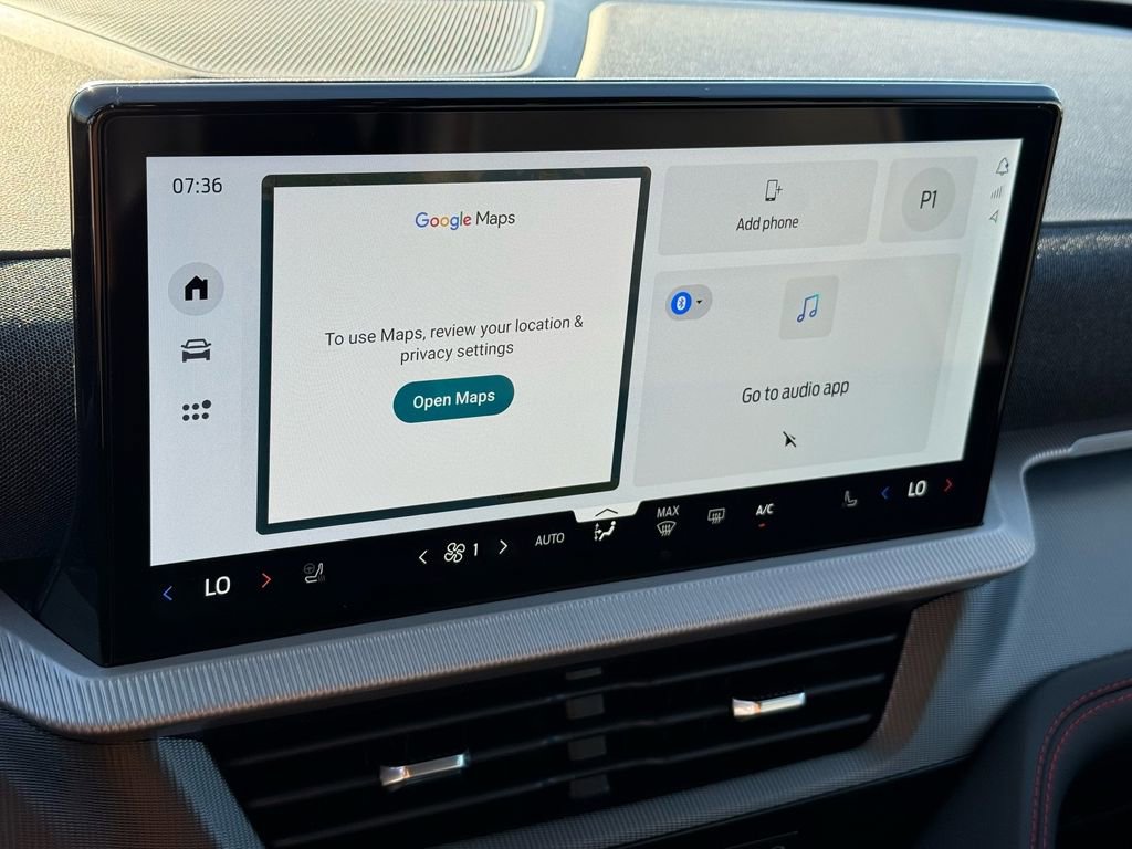 New 2026 Ford Explorer ST-Line w/ ST-Line Street Pack image 13